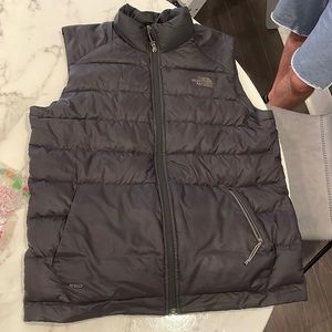 Mens north face black vest